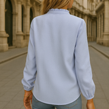 CAMISA CLÁSICA CON VOLANTES