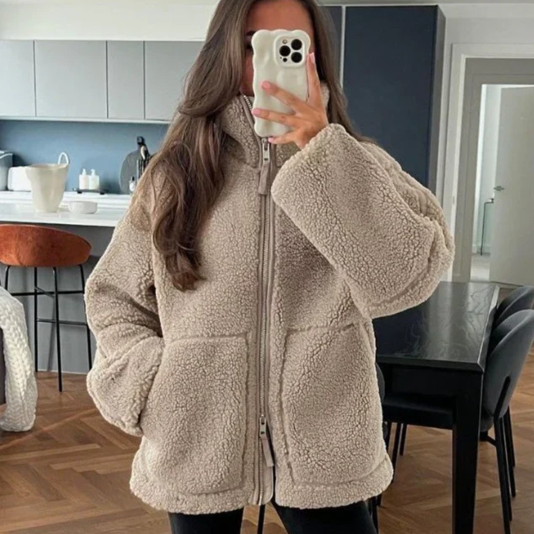 Amara™ | Abrigo Teddy